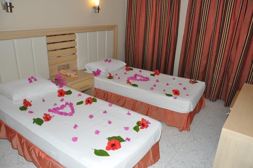 Candan Apart Marmaris Bagian luar foto